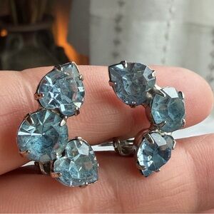 VINTAGE | Elegant Light Blue Heart Round Crystal Rhinestones Clip On Earrings